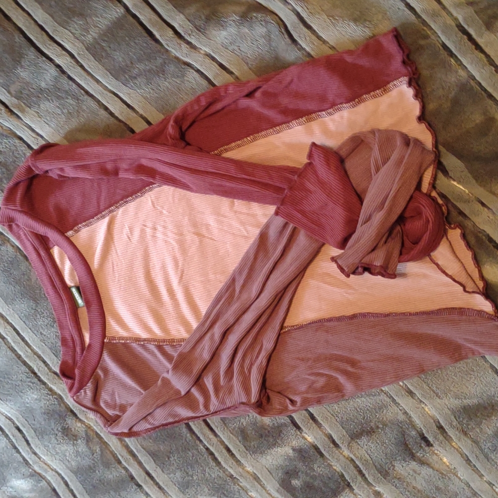 Wild Fable Long Sleeve M